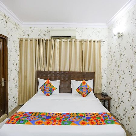 Hotel Fabexpress Jpm Harshdeep Nueva Delhi Exterior foto